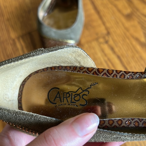 ◻️CARLOS SANTANA: Women’s dark green w/pattern pointed toe, heels, preowned◻️ - Picture 4 of 13